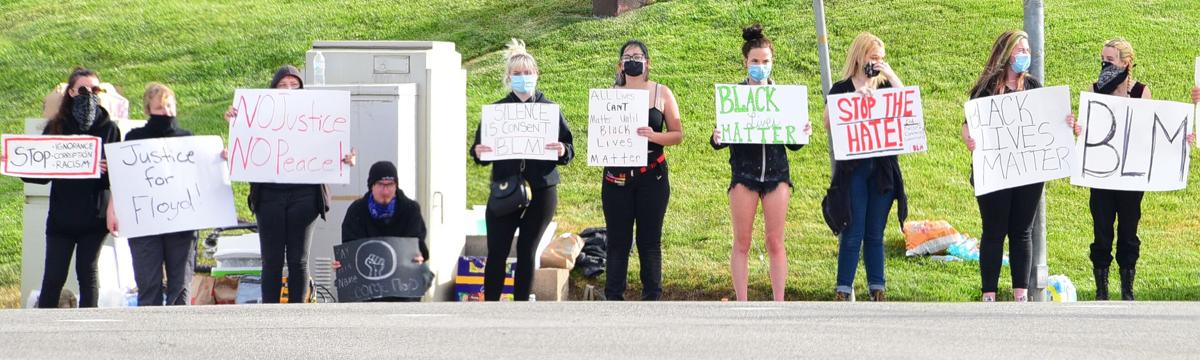 PHOTO GALLERY: Local demonstrators take to Tehachapi streets | News ...