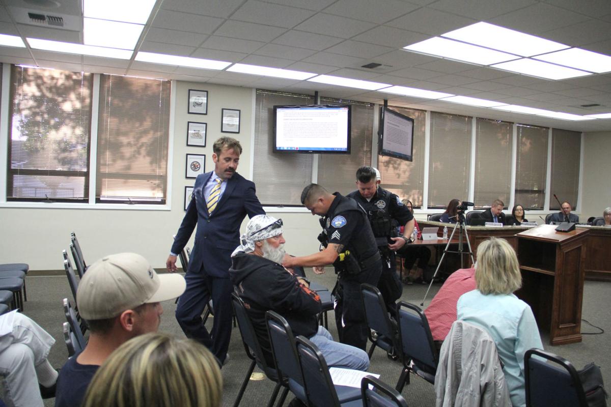 Former Tehachapi City Council candidate arrested at meeting News