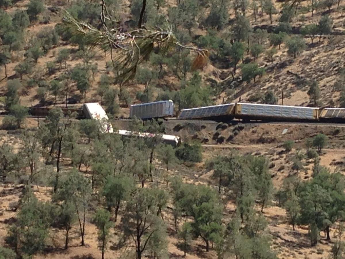 Freight trains collide and derail near Tehachapi News