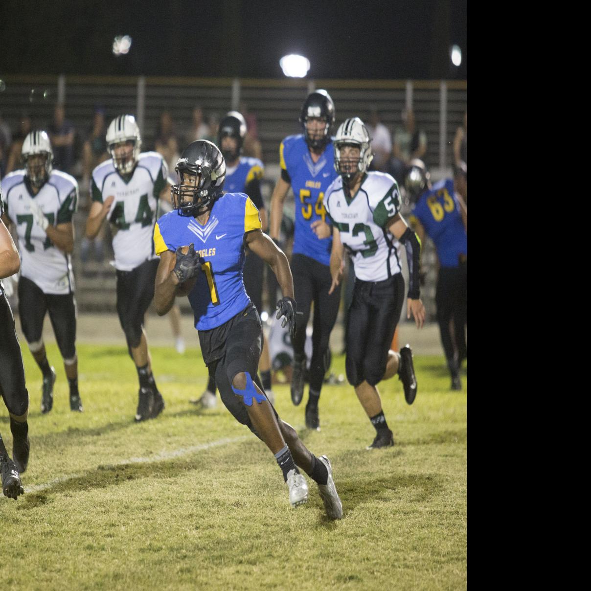 Tehachapi At Bchs Football Tehachapinews Com