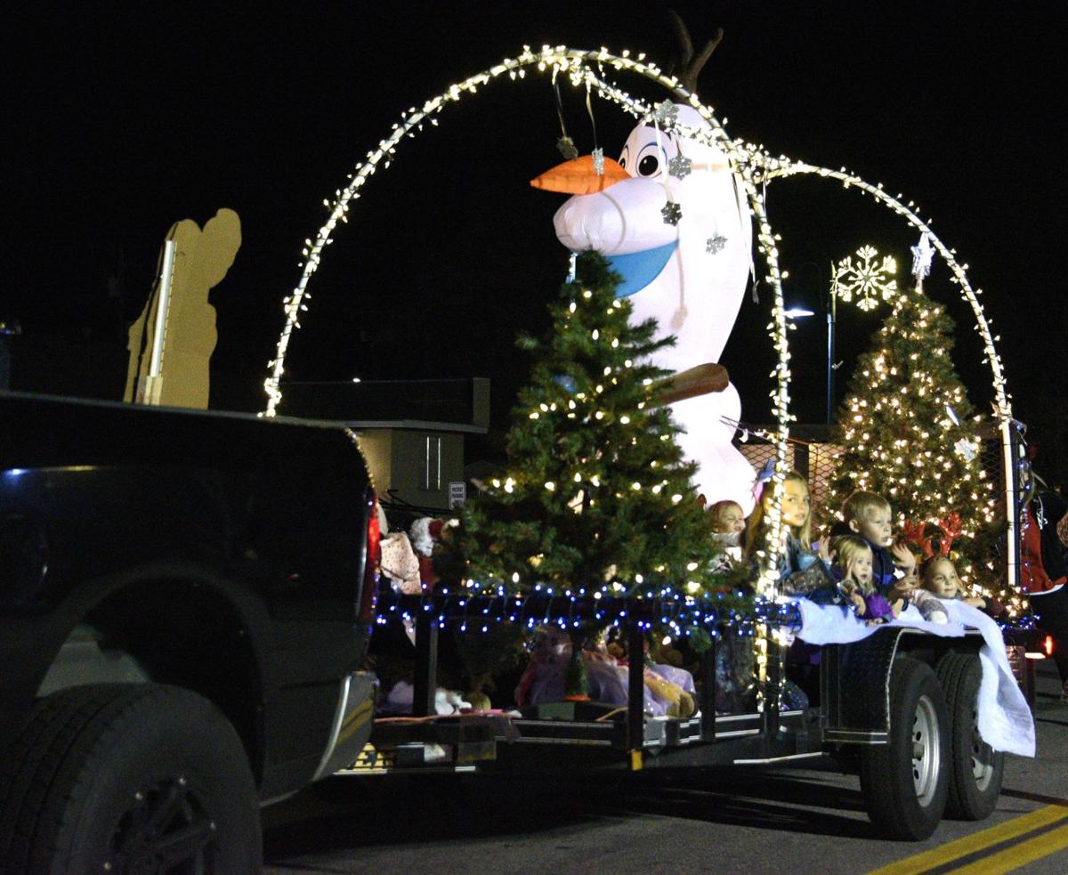 PHOTO GALLERY The Magic of Christmas parade lights up Tehachapi News