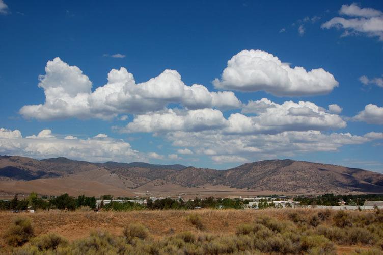 Pen in Hand: The unfettered beauty of Tehachapi skyscapes, Lifestyle