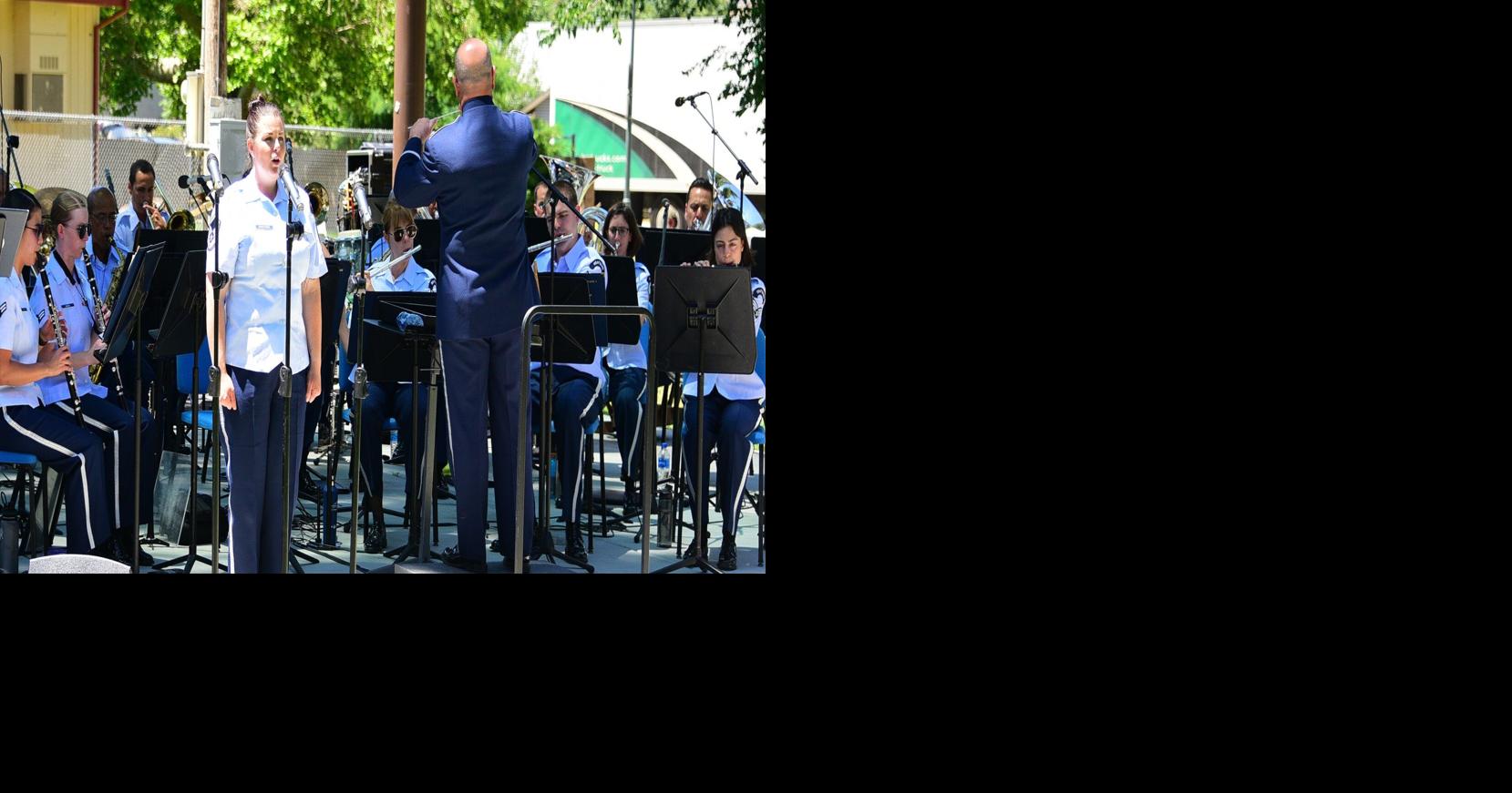 PHOTO GALLERY Sunday music in Central Park News