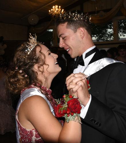 Pittsburghesque Prom Pictures – The Uproar