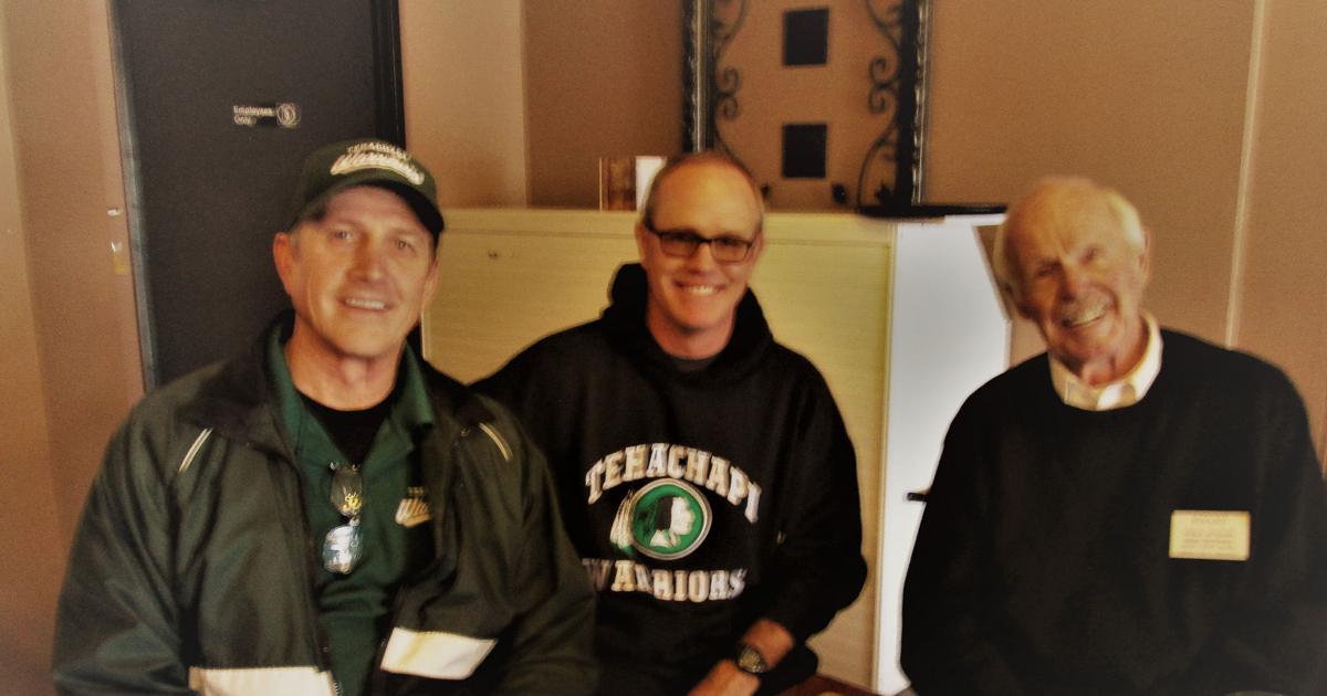 Retiring football coach addresses Kiwanis | Lifestyle | tehachapinews.com