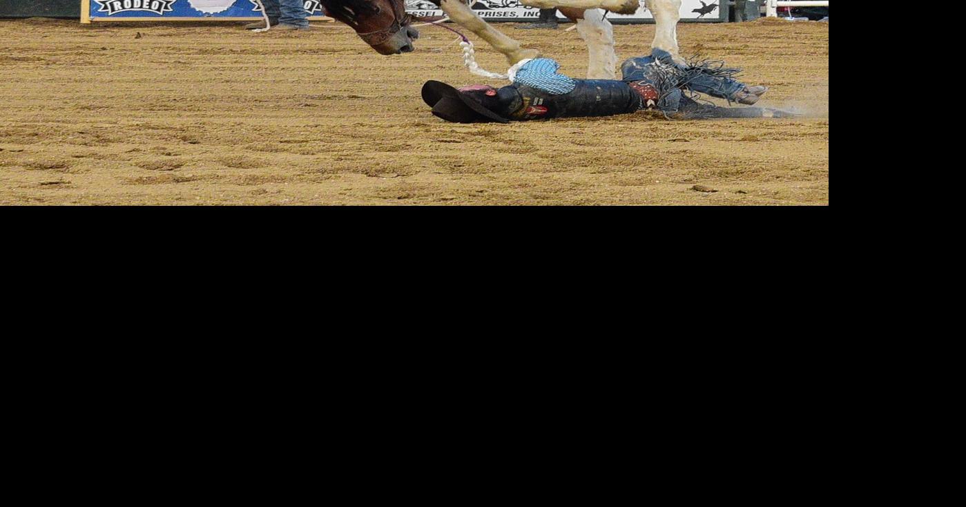 PHOTO GALLERY: PRCA Rodeo action draws fans | News | tehachapinews.com