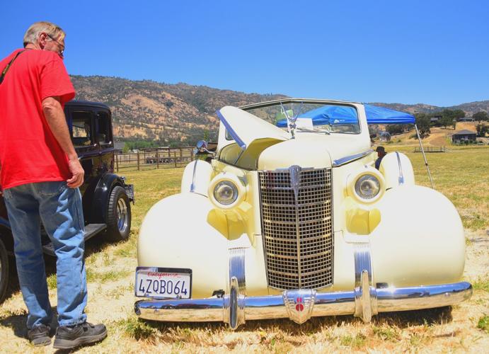 PHOTO GALLERY Hot air balloons, classic cars mark Fourth News