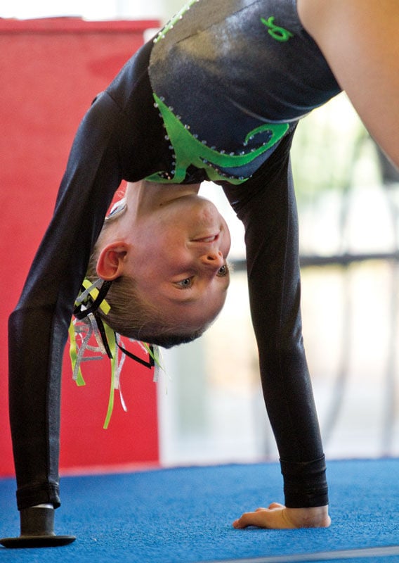 one handed cartwheel gymnastics