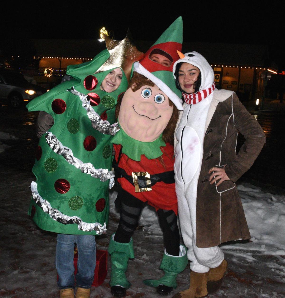 PHOTO GALLERY Snow, cold don't stop Ugly Sweater Wine Walk News