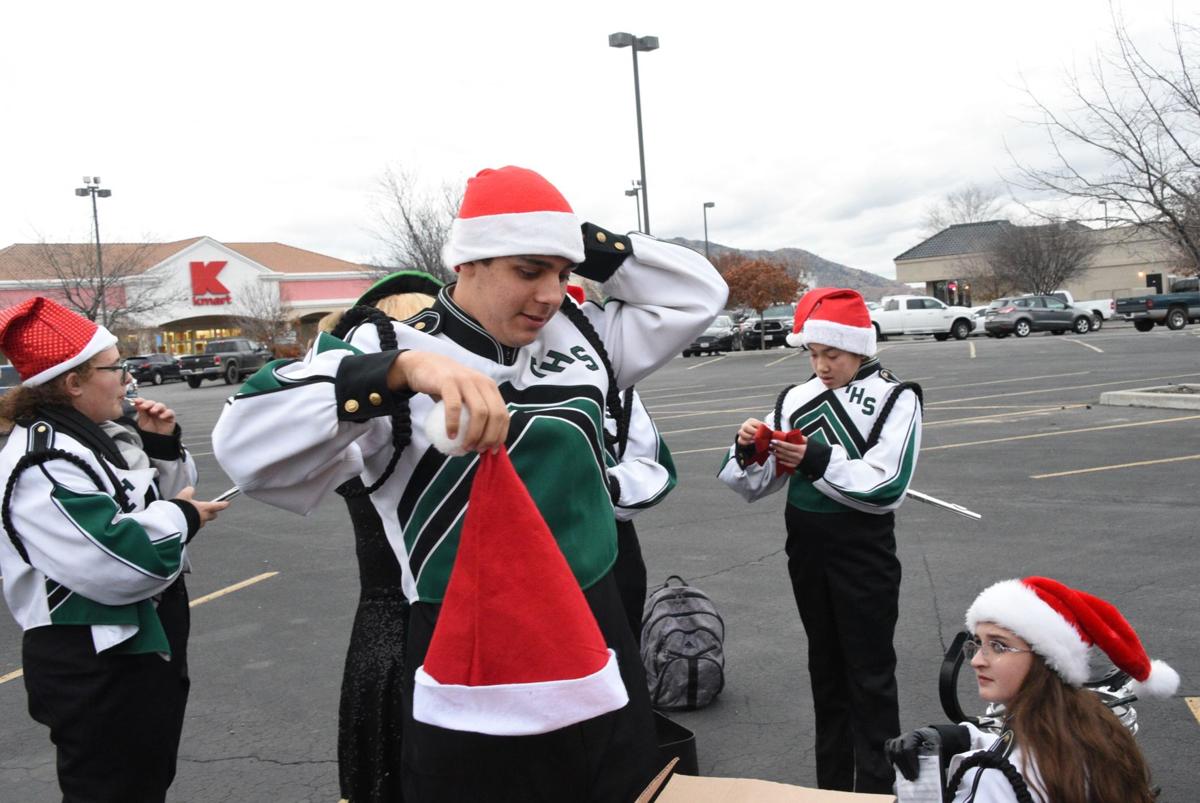 PHOTO GALLERY The Magic of Christmas parade lights up Tehachapi News