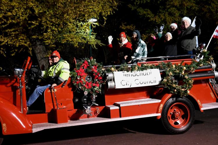 PHOTO GALLERY Everybody loves a Christmas parade! News
