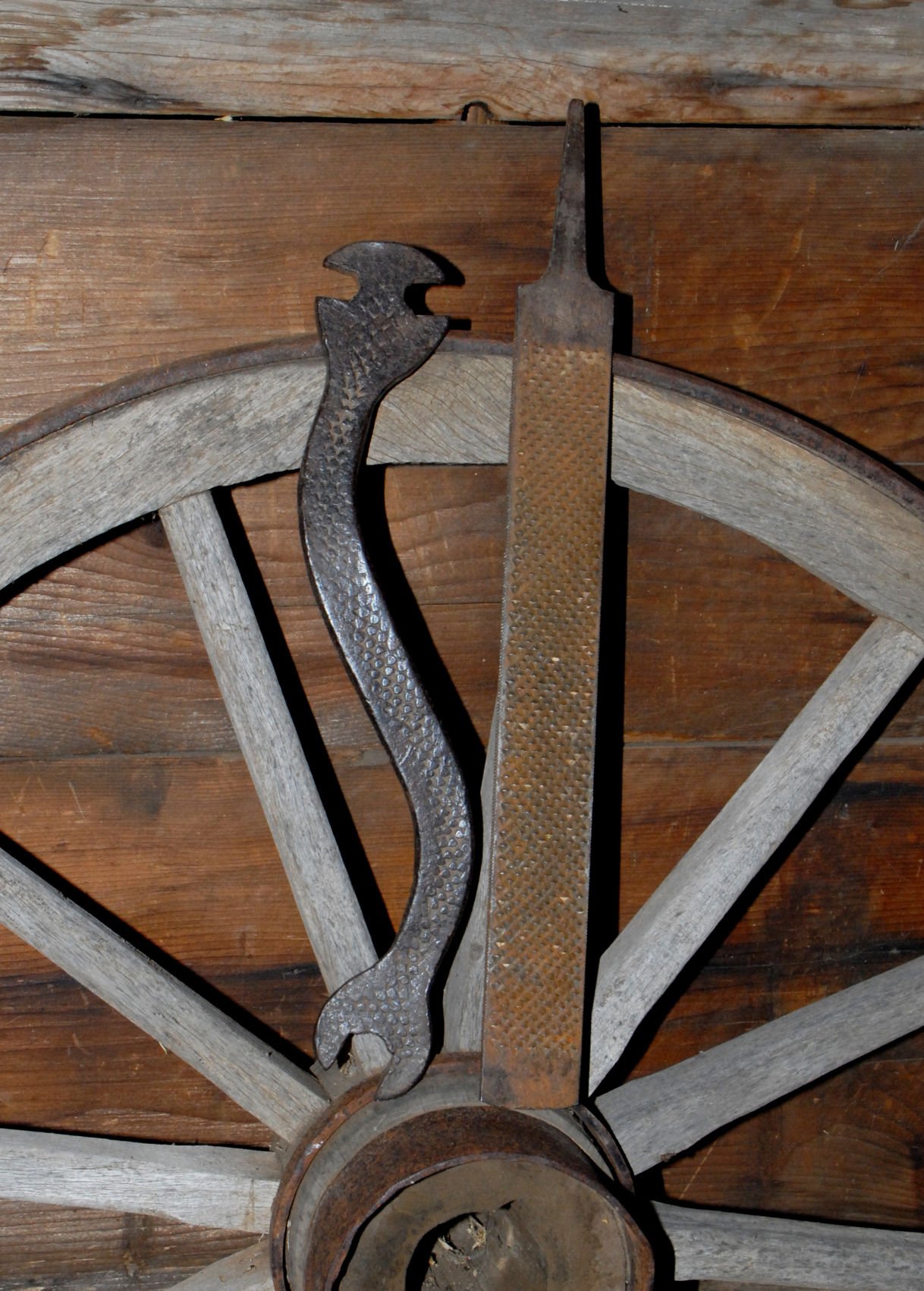 Antique wagon on sale wheel wrench