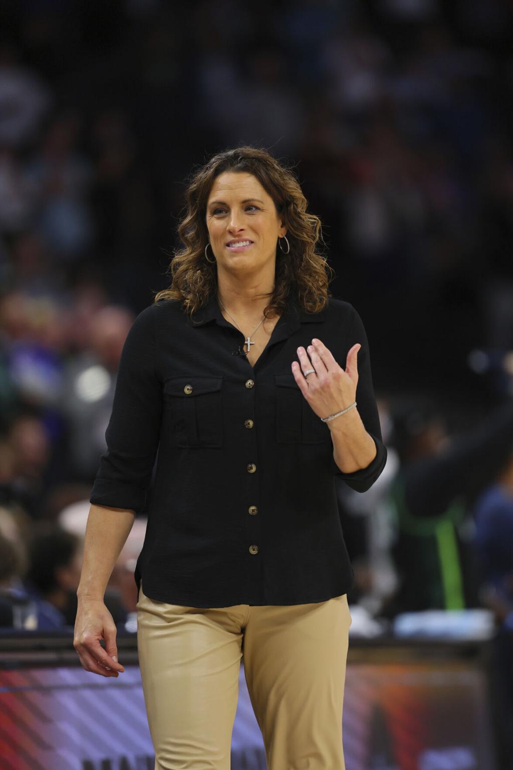 Can head coach Stephanie White take Caitlin Clark, Fever to next level? | Sports | telegraphherald.com