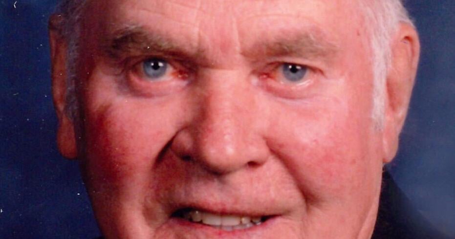 Alfred H. Mescher | Obituaries Dubuque | telegraphherald.com