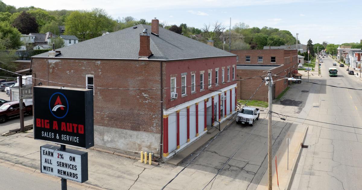 Dubuque building