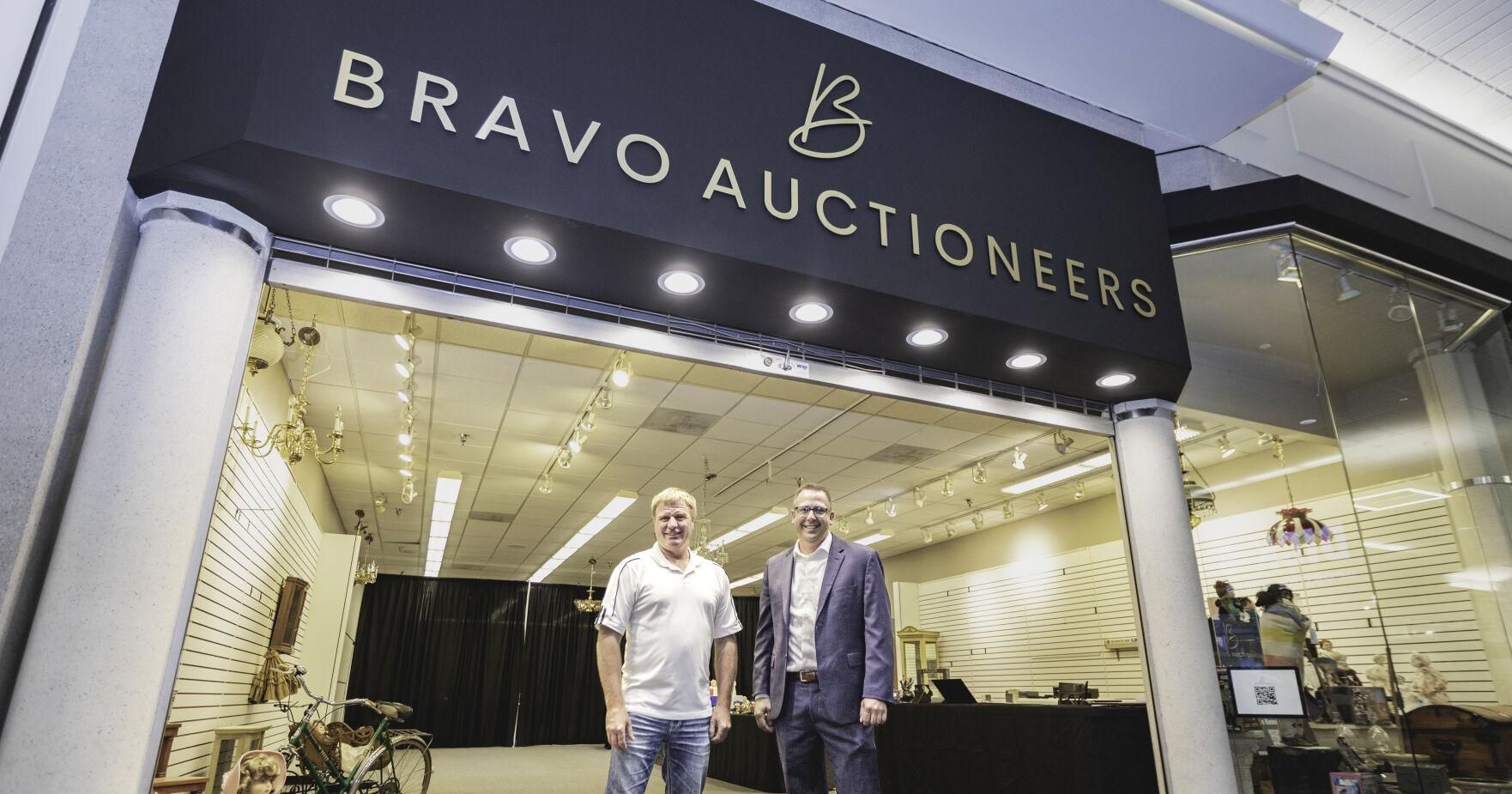 Biz Buzz: Dubuque auction business finds home at mall; Guttenberg gym gets new owner; Dubuque man launches barbecue business - Vimarsana News