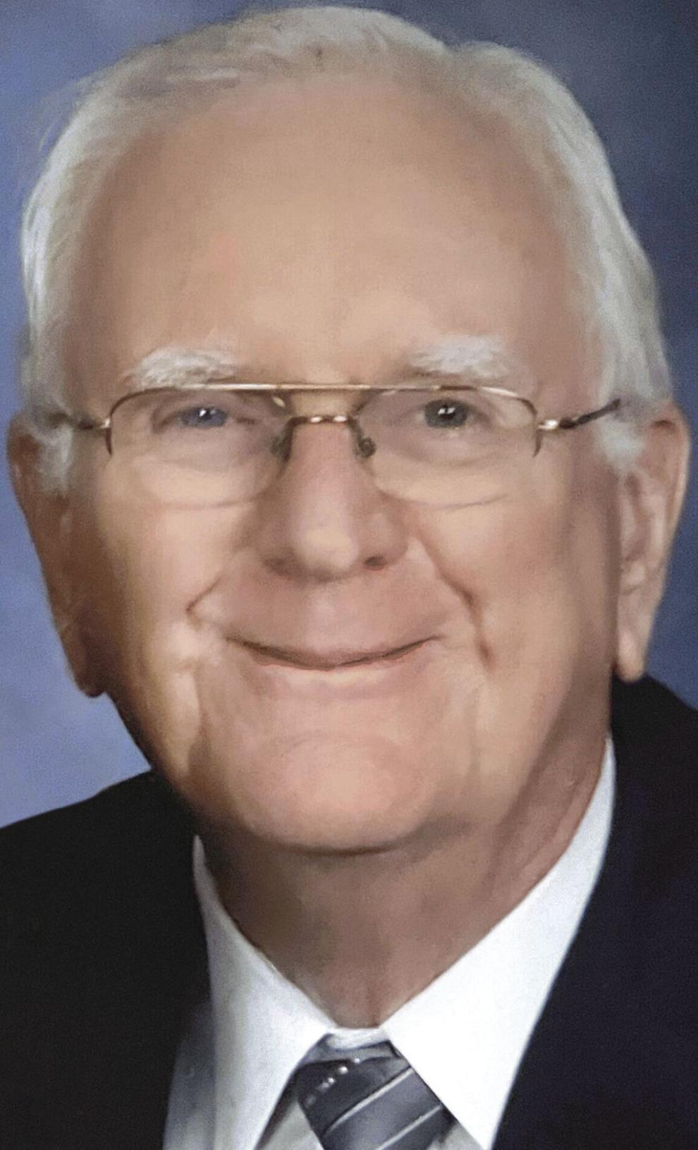 Robert J. Breitfelder Obituaries Dubuque