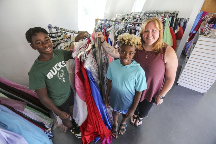 Fennimore paraprofessional offering 600 free dresses for dances