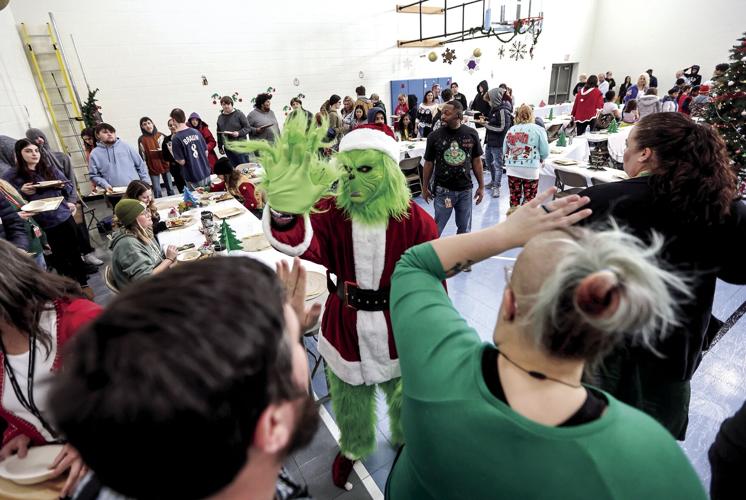 Alta Vista students serve Dubuque classmates, teachers at annual