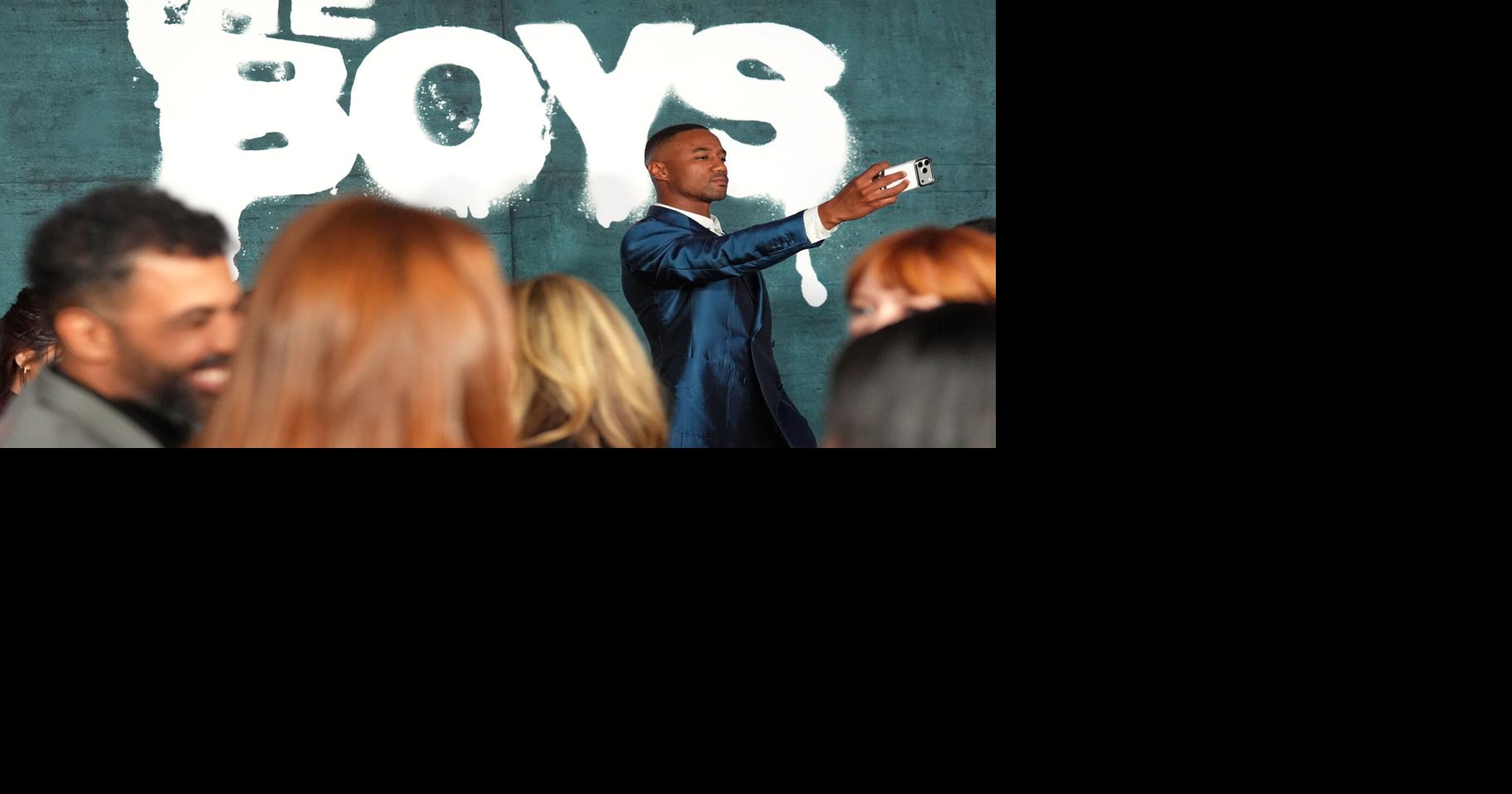 Jessie T. Usher Shines at The Boys Season 5 Finale Premiere with Iconic Selfie