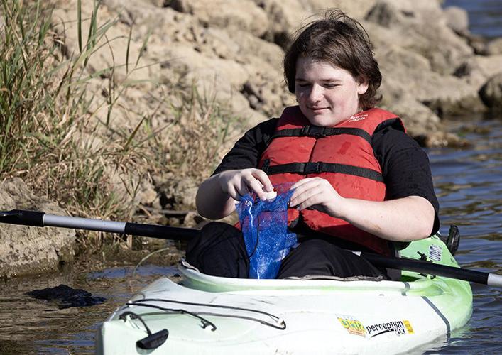 Western Dubuque students #39 make memories #39 during fall service day Tri