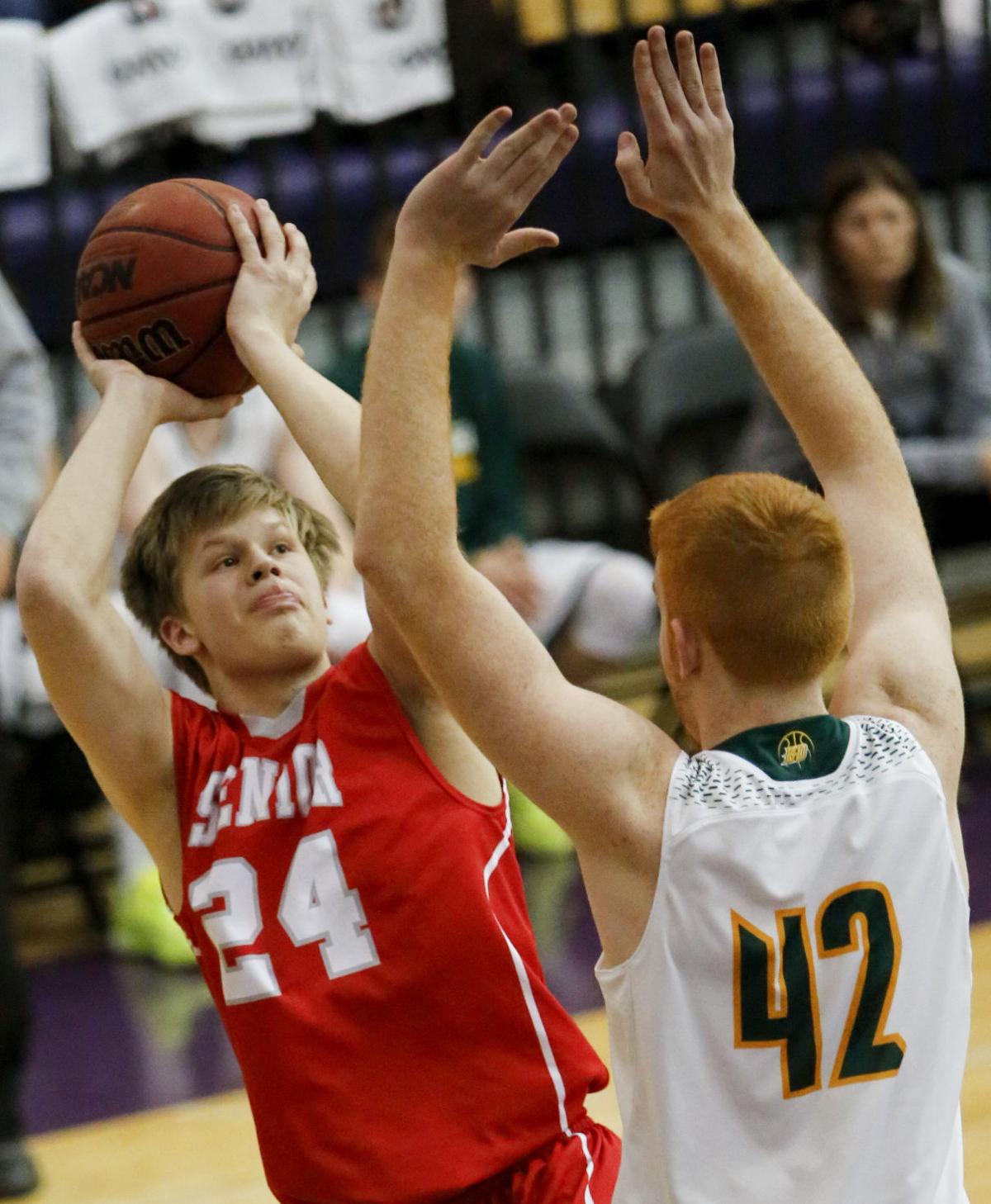 Boys Prep Basketball Quick Start Carries Senior Back To 500 Local Sports Telegraphherald Com