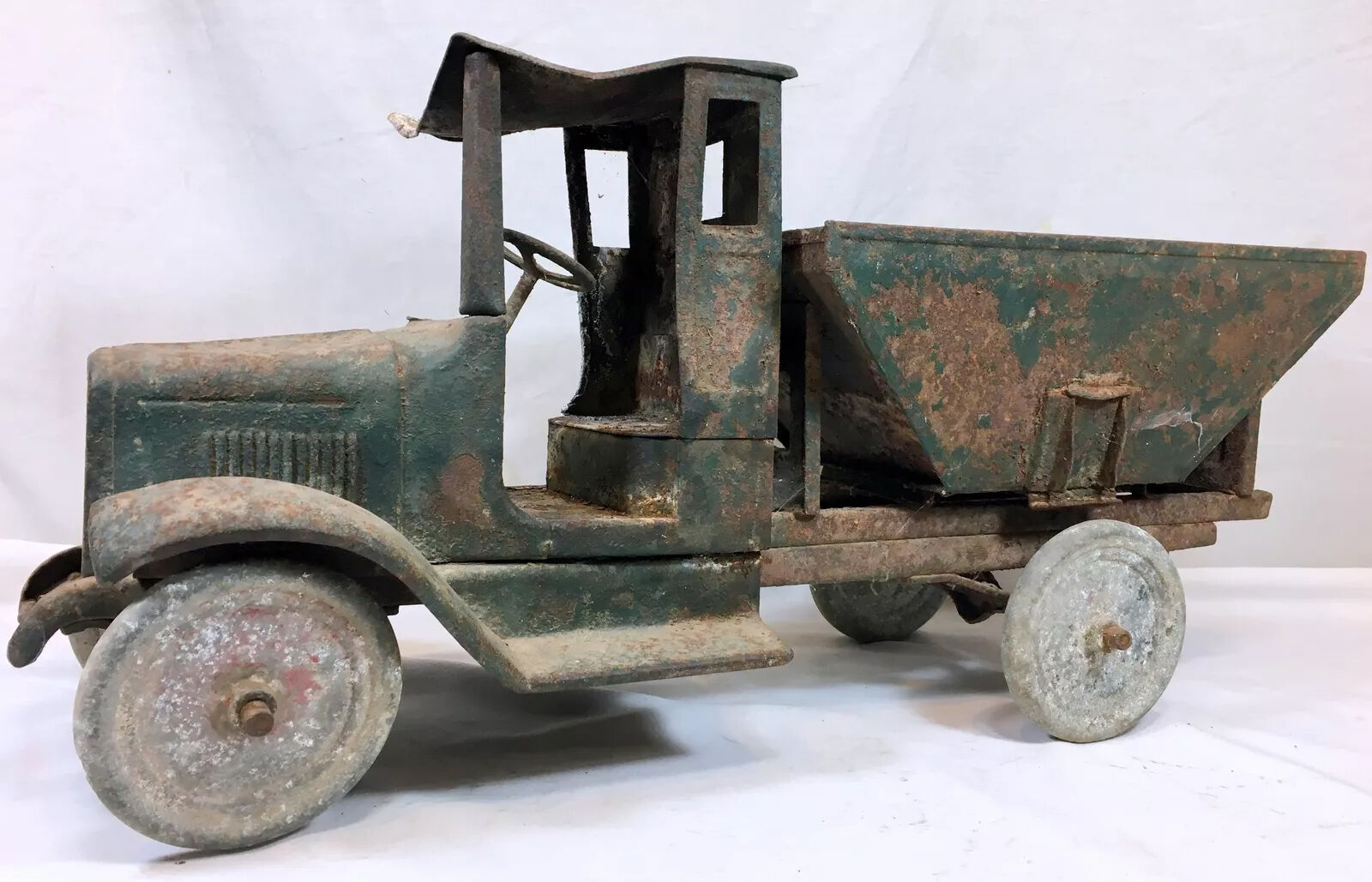 What s it worth on eBay Rare original 1920s Buddy L Pressed Steel Truck Features telegraphherald