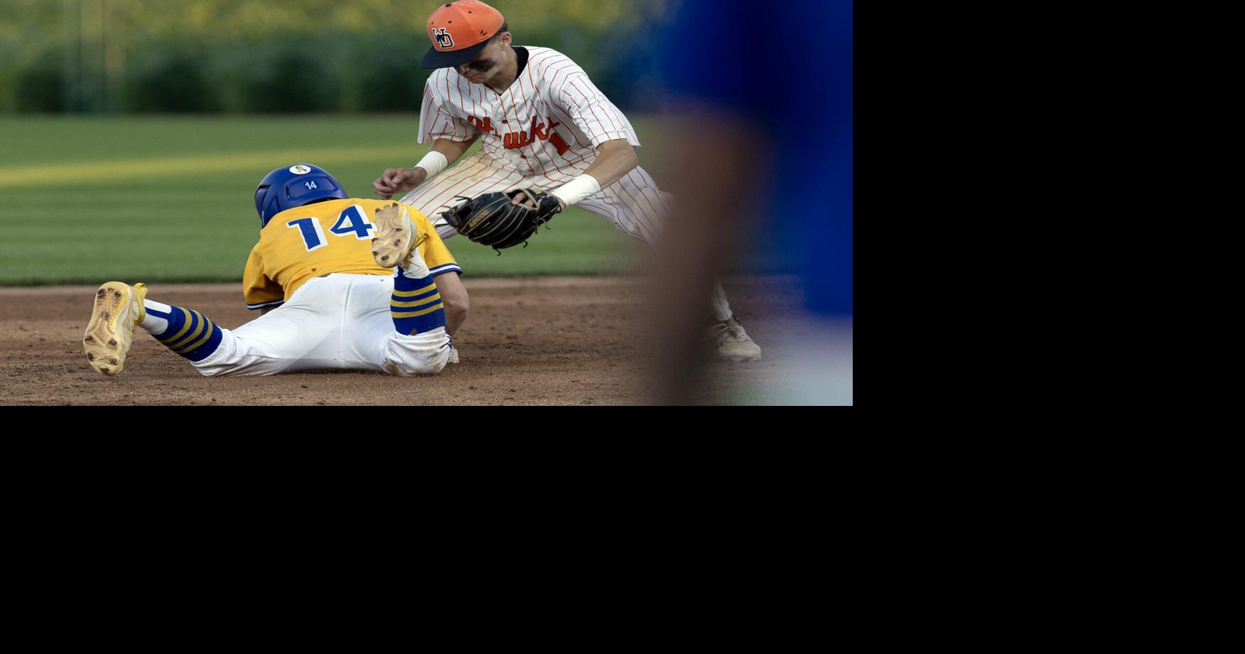 Prep baseball: West Delaware knocks off No. 1 Wahlert at Field of Dreams