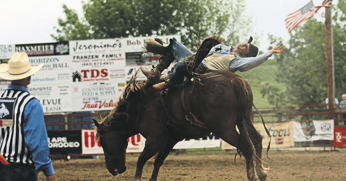 Back in the saddle: Jackson County rodeo returns | Tri-state News ...