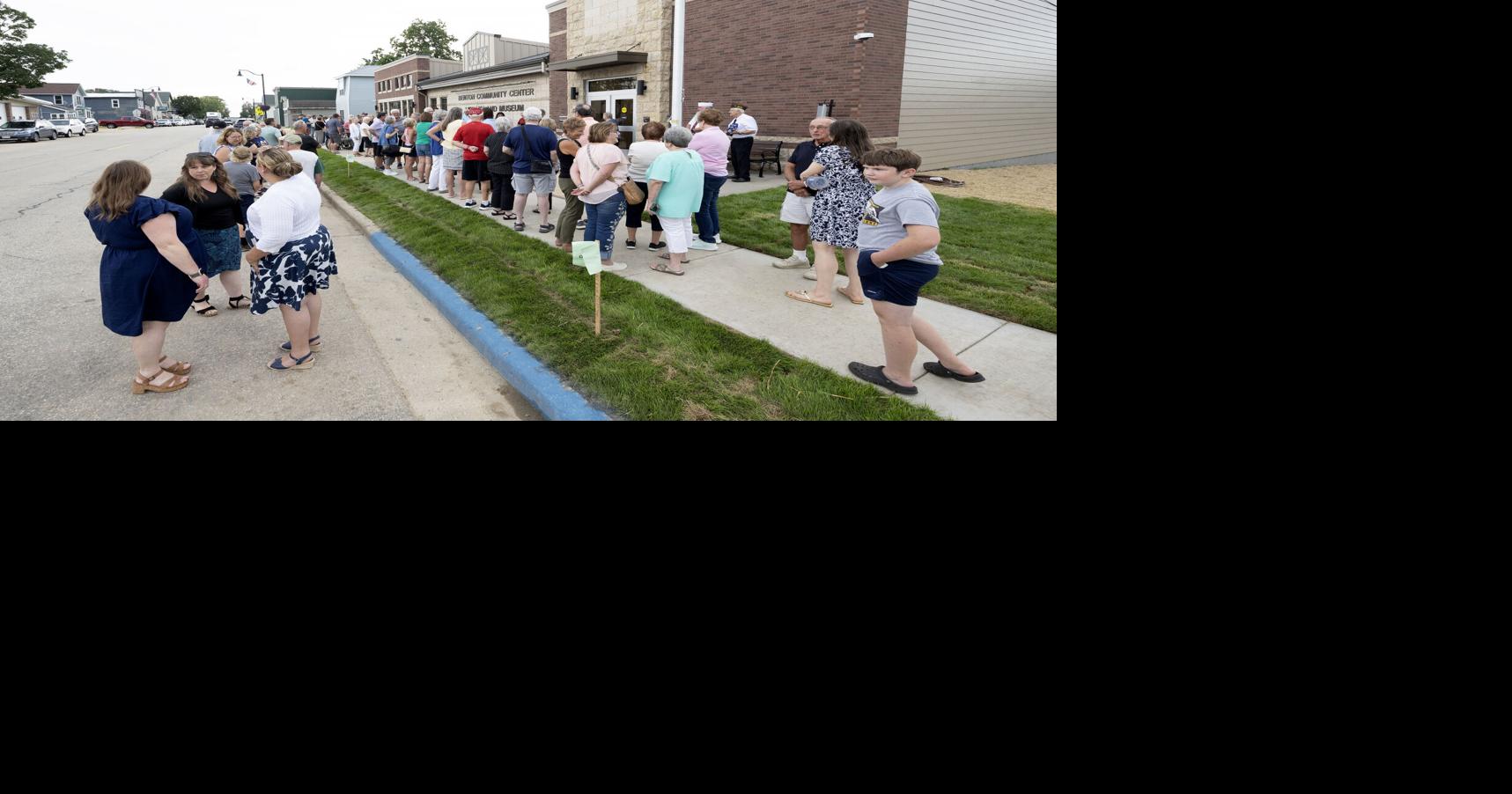 Community Center, Library and Museum opens in Benton