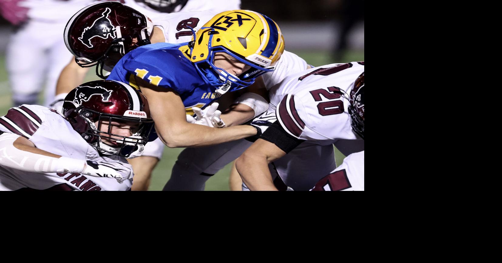 10162026-wahlertfootball-1-dk.jpg