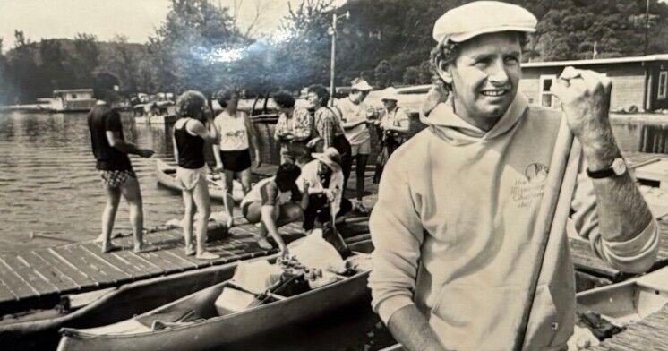 Flashback: Biologist leads Mississippi River exploration 40 years ago
