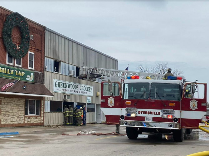 UPDATE Farley grocery store, apartments a total loss due to fire