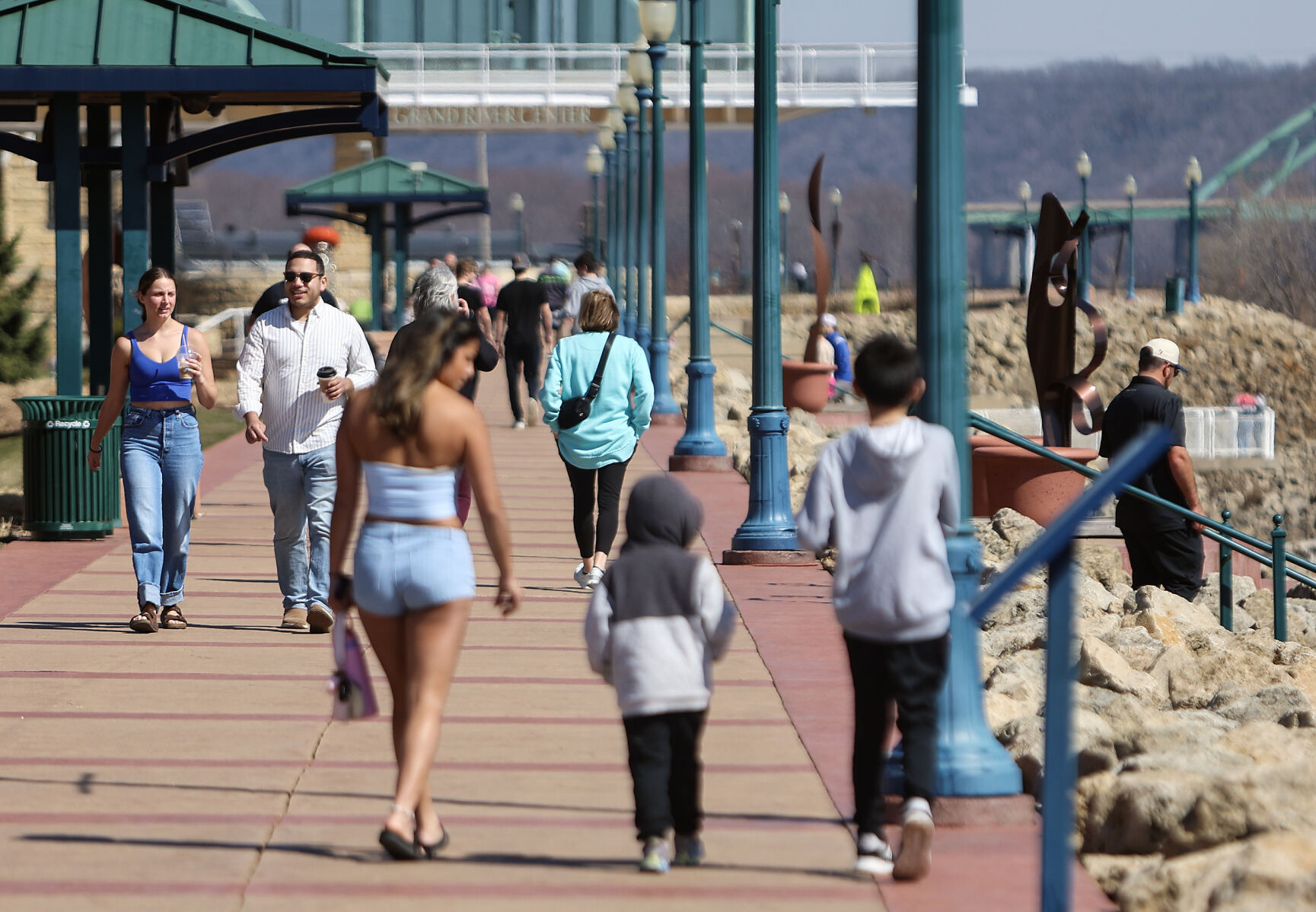 Spring Stroll Spring stroll | Tri-state News | telegraphherald.com