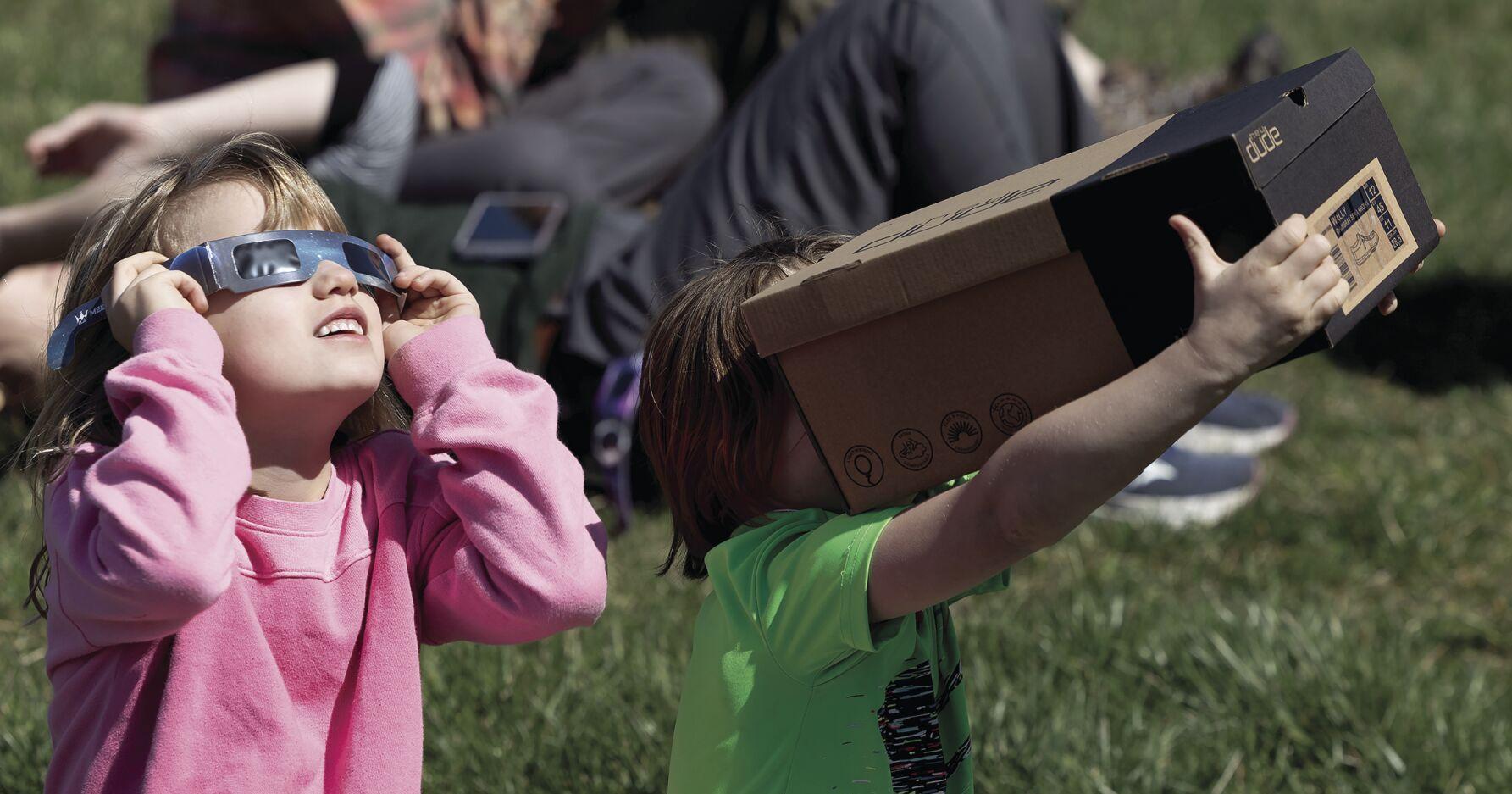 Residents celebrate 'natural phenomenon' as solar eclipse passes over tri-state area - Vimarsana News