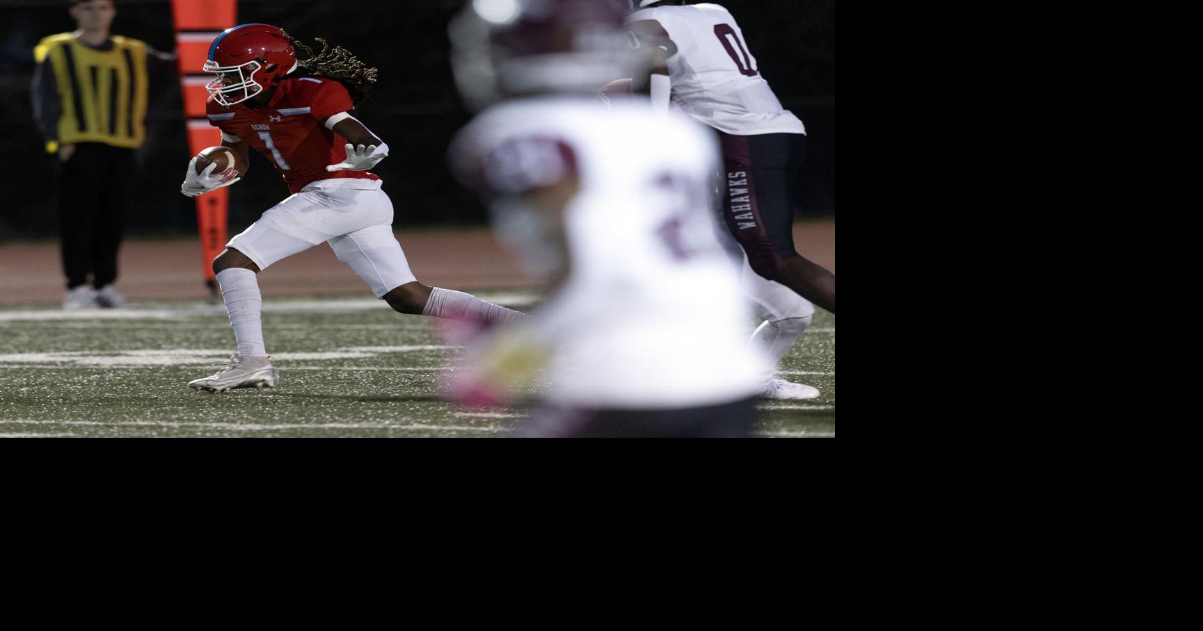 09052025-seniorvswaterloowest4-sg.JPG