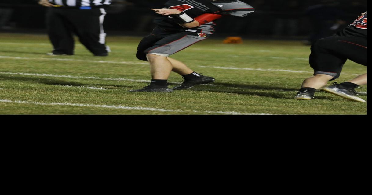 Prep football Mondovi rallies past Darlington in state semifinals