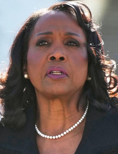 Lisa Cook Bio Lawyers for Federal Reserve's Lisa Cook say White House hearing set up ...