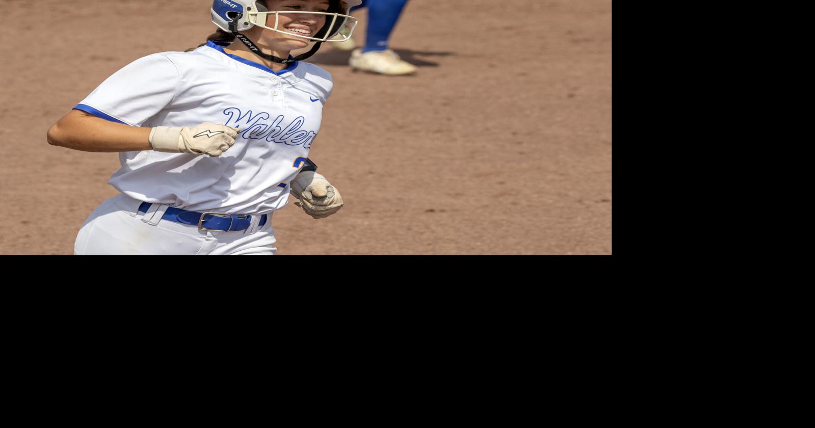 Prep softball: Wahlert seeks state title of its own against Williamsburg