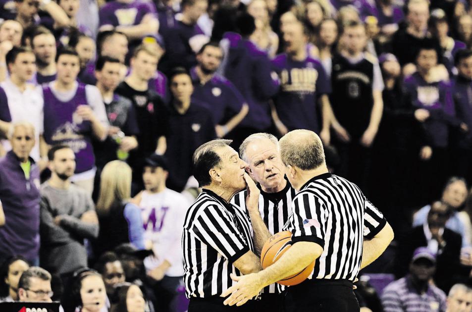 Referees Try To Turn Heads Earn Spot In Ncaa Basketball