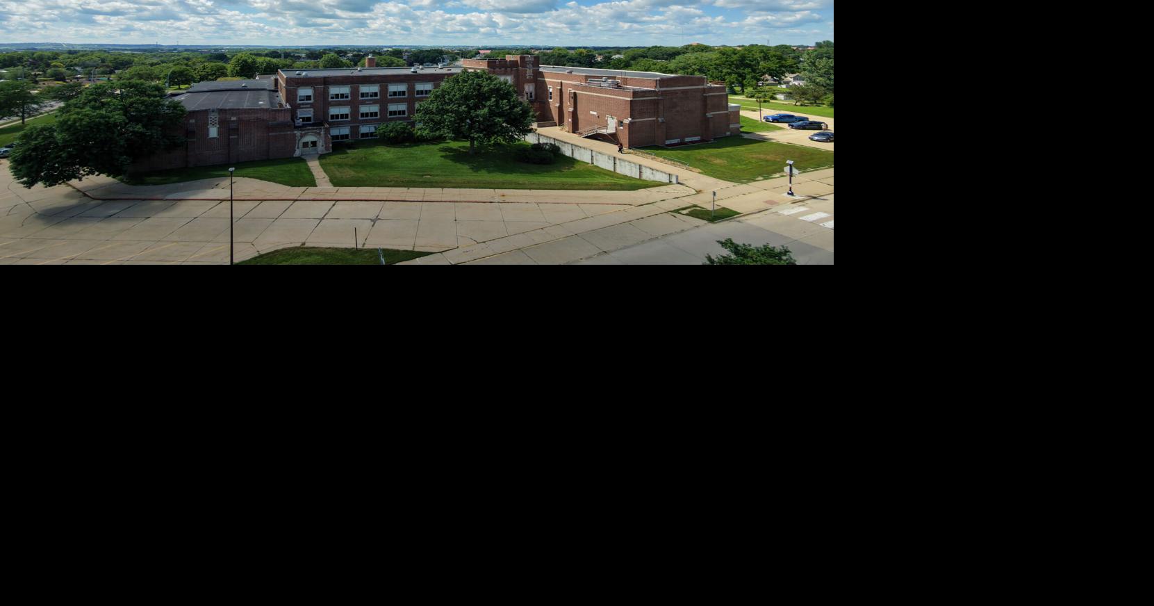 Dubuque district officials urge community to weigh in on facilities proposals