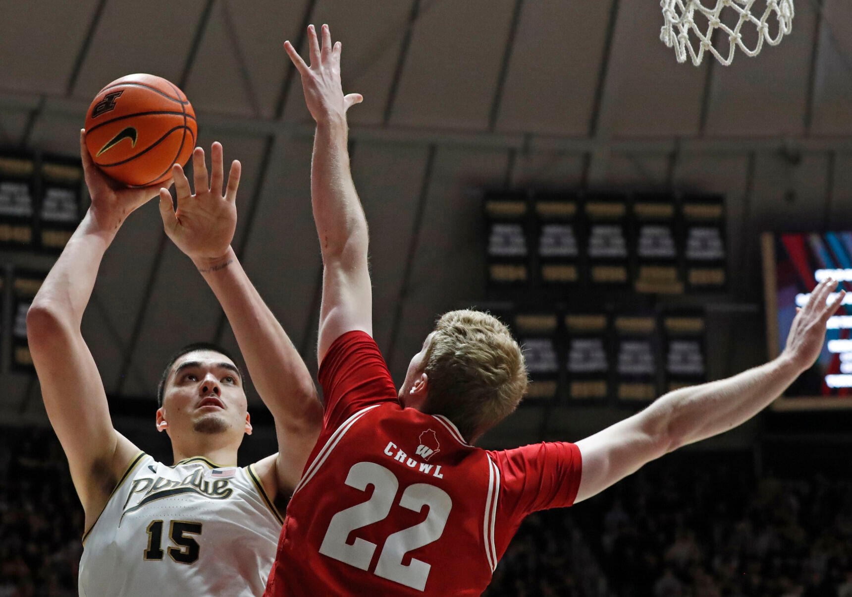 Purdue Retires Zach Edey's Jersey After He Leads No. 3 Boilermakers ...