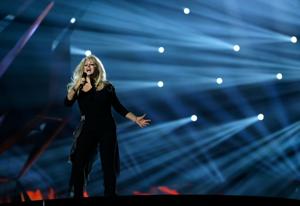 Legendary Songstress Bonnie Tyler Passes Away at 75: A Tribute to the Voice Behind 'Total Eclipse of the Heart'