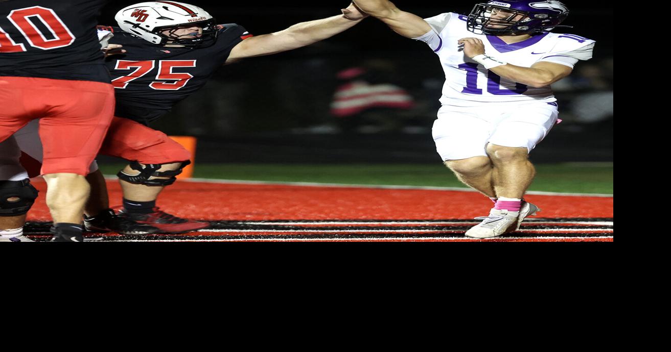 Western Dubuque football
