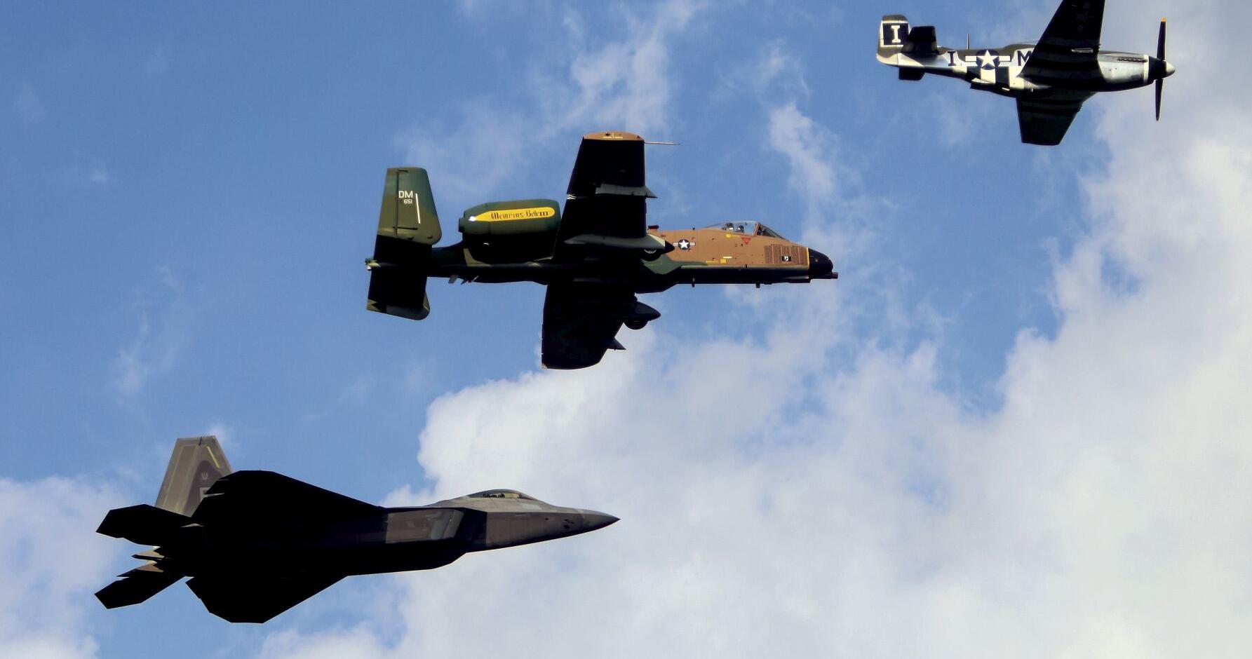 Dubuque fireworks, air show draws eager spectators - Vimarsana News