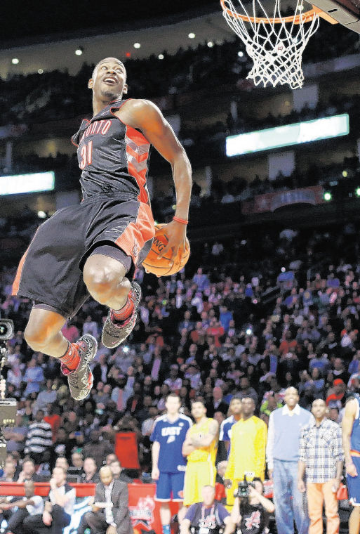 kyrie irving dunk