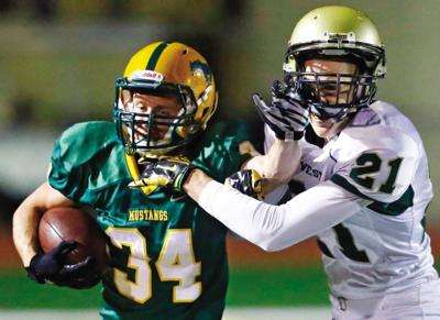 Prep Football Iowa City West Slows Mustangs Local Sports