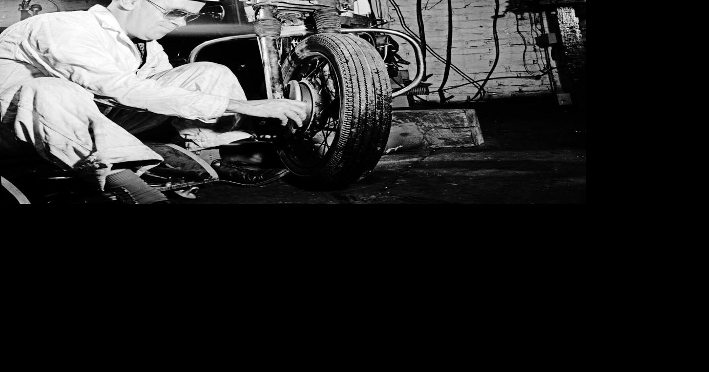 Flashback: Sightless Dubuque mechanic profiled 65 years ago