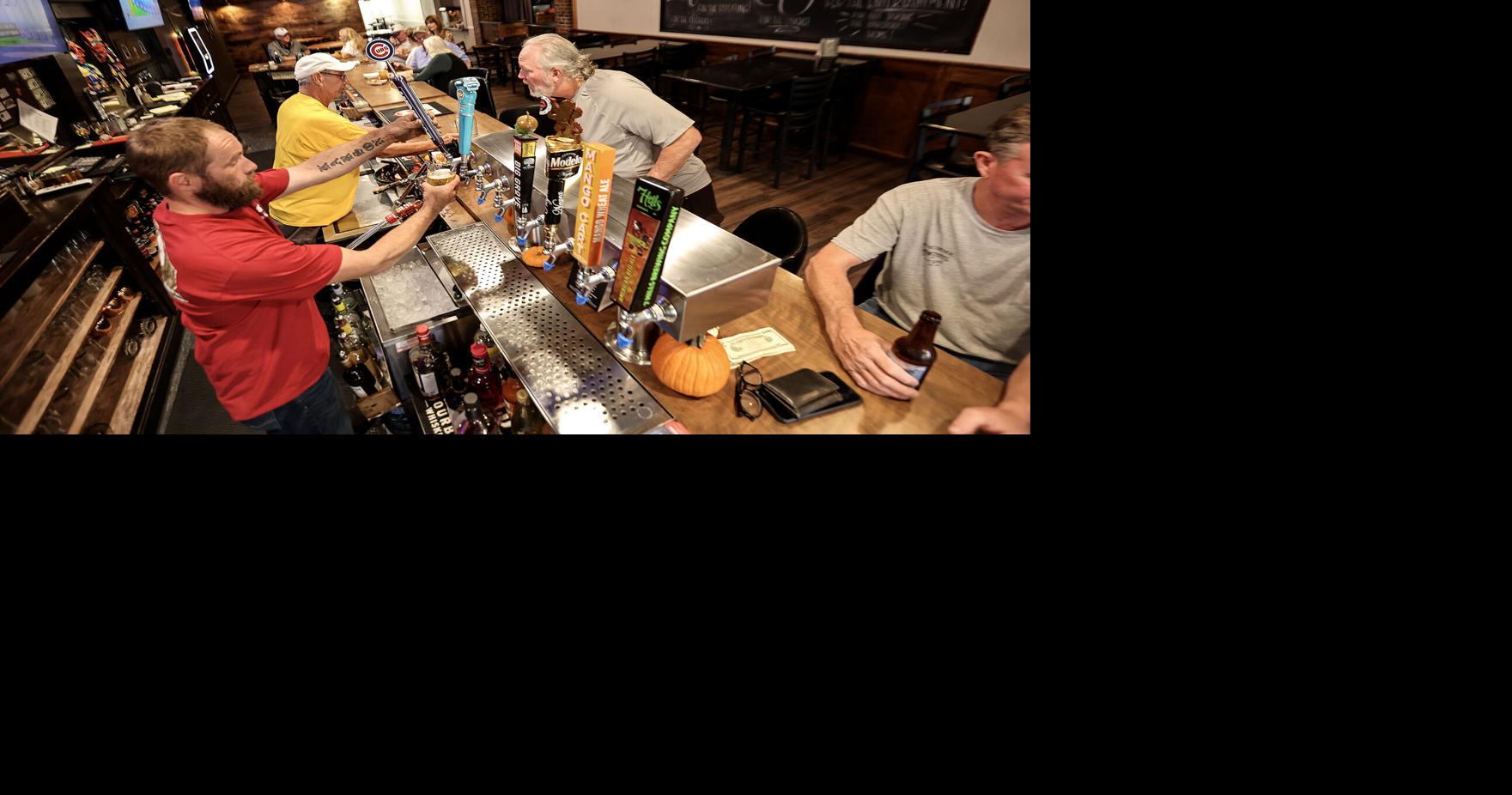 Biz Buzz: Cascade bar under new ownership; coworking space opens in Delaware County; pet store makes Dubuque debut | Tri-state News