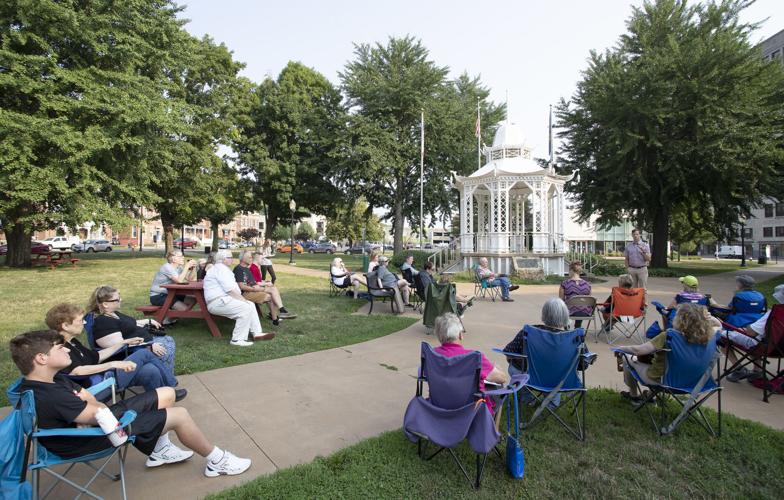 In Dubuque, state auditor talks financial accountability in government